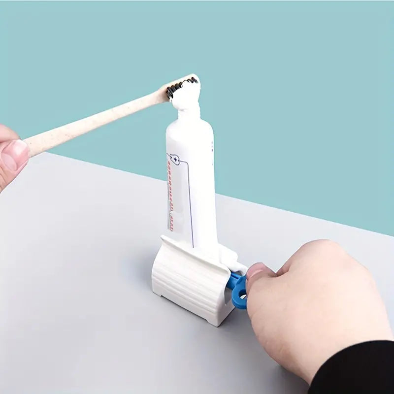 (30% OFF) Convenient Toothpaste Squeezer